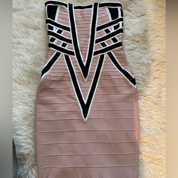 Forever Unique Bodycon Bandage Dress Size 1 - Picture 2 of 4